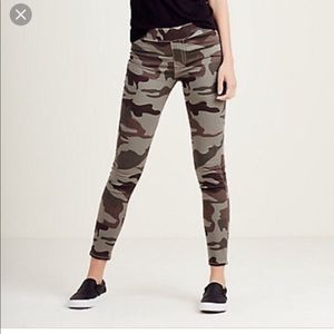 True Religion Camo Leggings Small